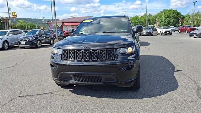 2021 Jeep Grand Cherokee Laredo X 4x4