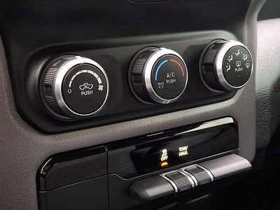 2020 RAM 1500 Big Horn Quad Cab 4x4 6'4" Box