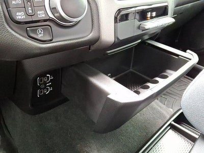 2020 RAM 1500 Big Horn Quad Cab 4x4 6'4" Box