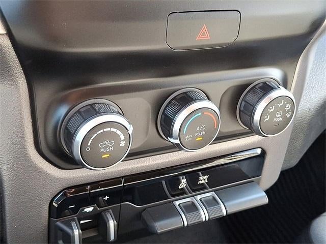 2020 RAM 1500 Big Horn Quad Cab 4x4 6'4" Box