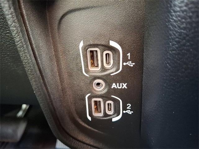 2020 RAM 1500 Big Horn Quad Cab 4x4 6'4" Box