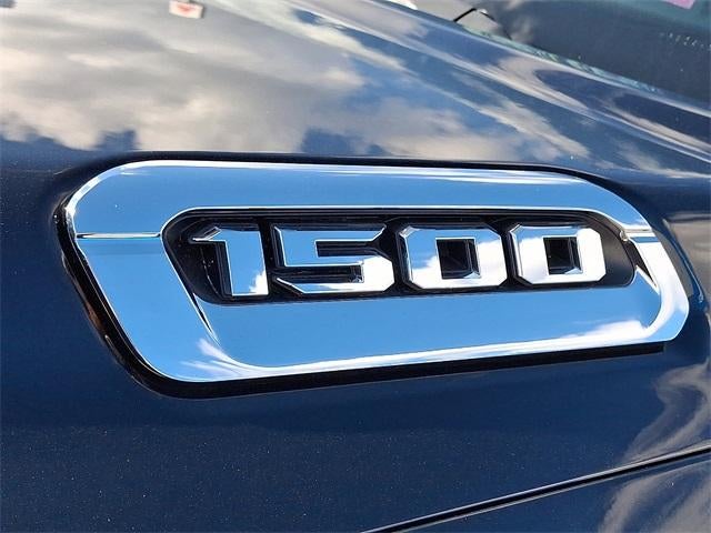 2020 RAM 1500 Big Horn Quad Cab 4x4 6'4" Box