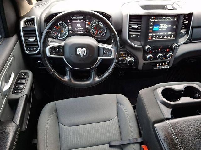 2020 RAM 1500 Big Horn Crew Cab 4x4 5'7" Box