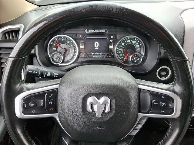 2020 RAM 1500 Big Horn Crew Cab 4x4 5'7" Box