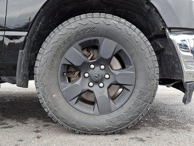 2020 RAM 1500 Big Horn Crew Cab 4x4 5'7" Box