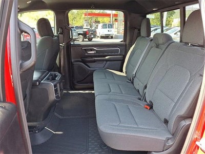 2021 RAM 1500 Big Horn Crew Cab 4x4 5'7" Box