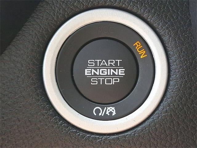 2021 RAM 1500 Big Horn Crew Cab 4x4 5'7" Box