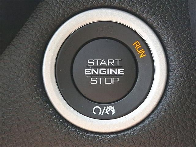 2021 RAM 1500 Big Horn Crew Cab 4x4 5'7" Box