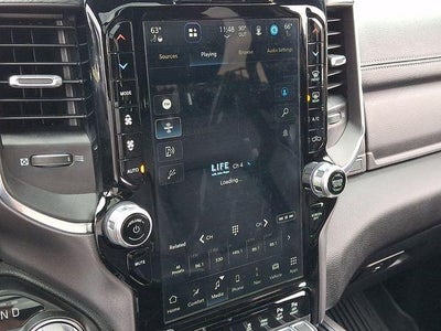 2024 RAM 1500 Laramie Crew Cab 4x4 5'7" Box