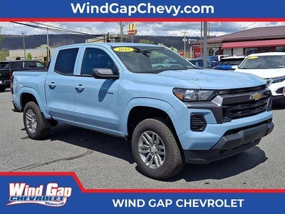 2025 Chevrolet Colorado WT/LT