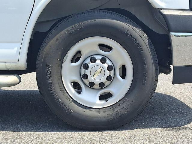 2024 Chevrolet Express Cargo 2500 Base