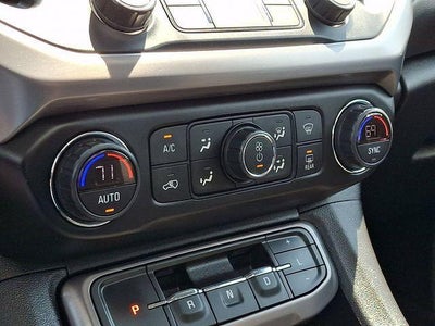 2021 GMC Acadia AT4