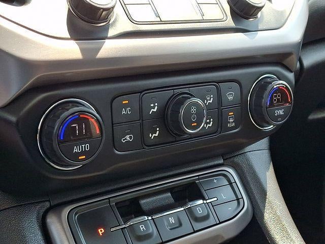 2021 GMC Acadia AT4