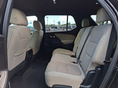 2022 Chevrolet Traverse LS