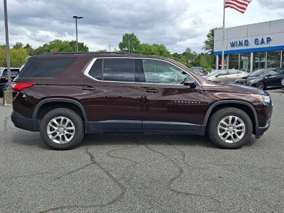 2021 Chevrolet Traverse LT Cloth