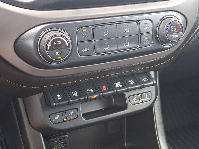 2021 GMC Canyon AT4 - Leather