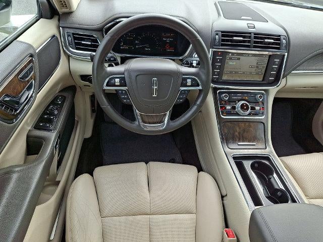 2017 Lincoln Continental Select