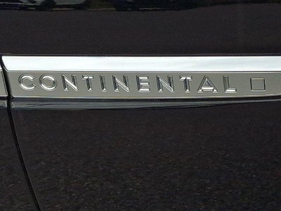 2017 Lincoln Continental Select