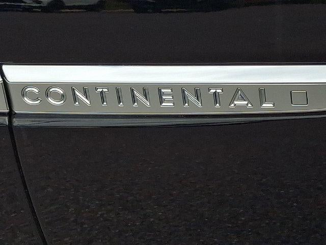 2017 Lincoln Continental Select