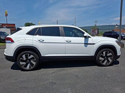 2024 Volkswagen Atlas Cross Sport 2.0T SE w/Technology