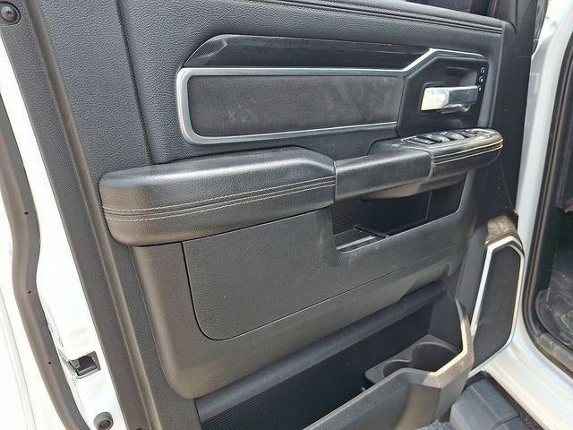 2021 RAM 3500 Laramie Crew Cab 4x4 8' Box