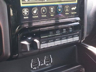 2021 RAM 3500 Laramie Crew Cab 4x4 8' Box