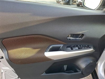 2020 Nissan Kicks SR Xtronic CVT