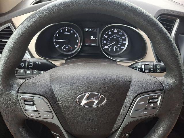 2018 Hyundai Santa Fe SE