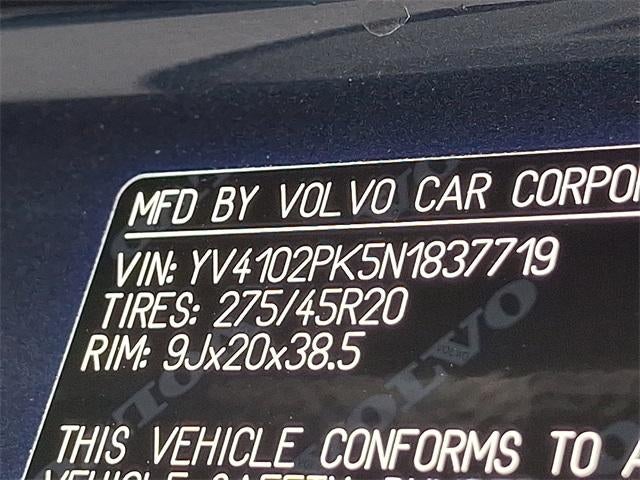 2022 Volvo XC90 T5 Momentum 7 Passenger