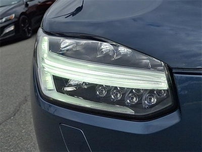 2022 Volvo XC90 T5 Momentum 7 Passenger